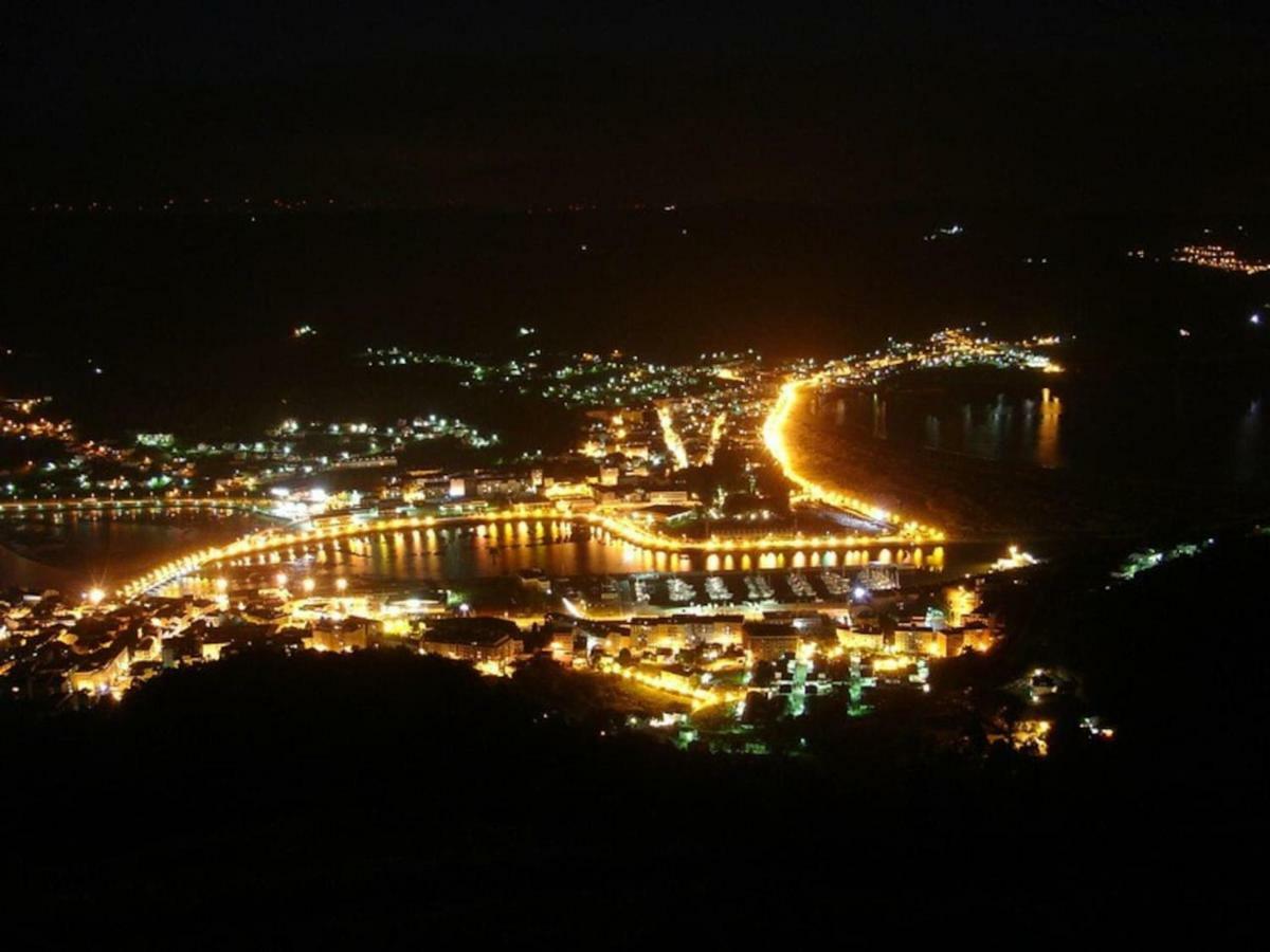 Apartamento En 1ª Linea De La Playa De Covas - Viveiro Dış mekan fotoğraf